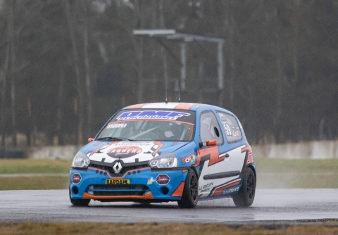 LAUTARO FRITZ DE REGRESO EN LA CLASE TRES