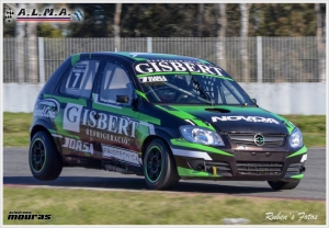 THIAGO GISBERT SE JUEGA TODO EN DOLORES