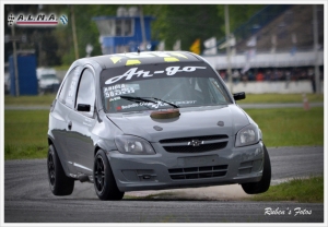 BRIAN ARIOLA PREPARA PRUEBAS ANTES DE BUENOS AIRES